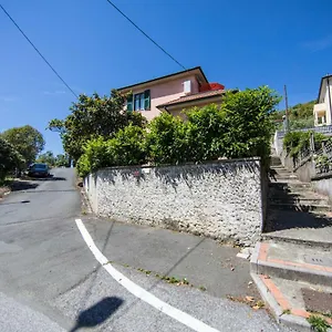 La Casa Di Giada La Spezia